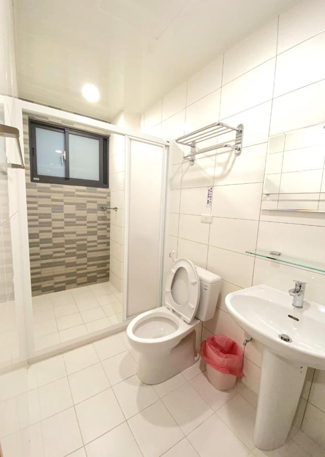 108 House Inn Tainan Exterior photo
